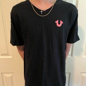 Men’s true religion v neck